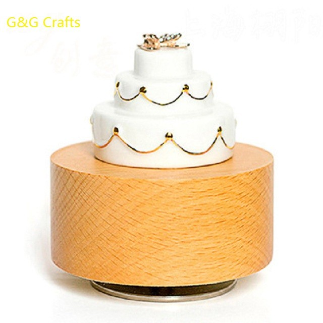 Wood Rotating 24 $14.38