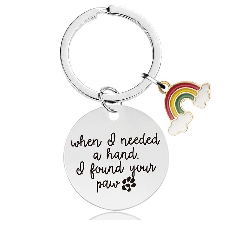 Black round engraved metal key chains for parents to thank for their Christmas gifts
