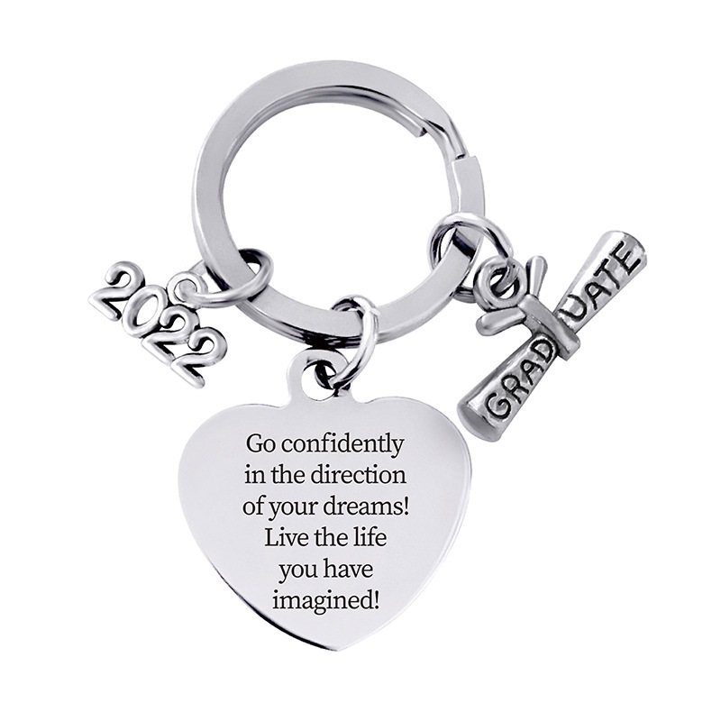 European and American cross-border stainless steel heart 2022 graduation season gift engraved metal key chain