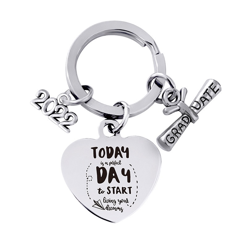 European and American cross-border stainless steel heart 2022 graduation season gift engraved metal key chain
