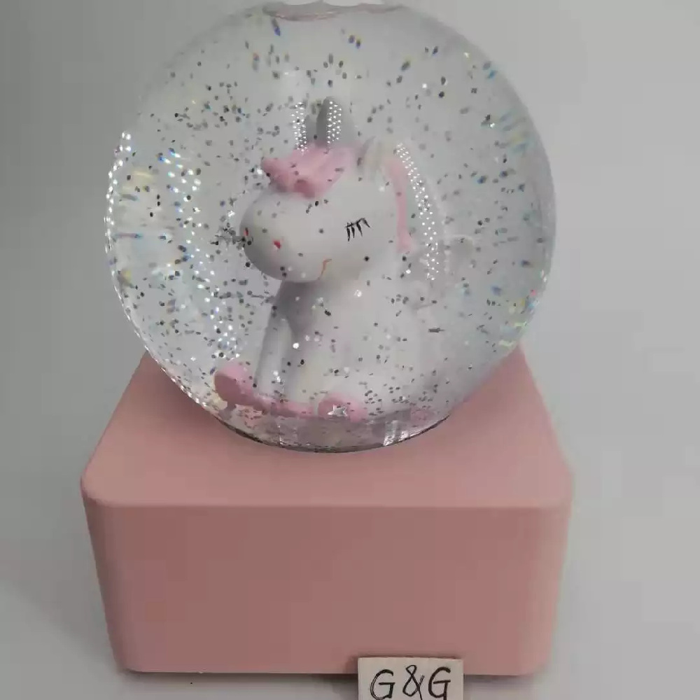 Resin 28 $9.25