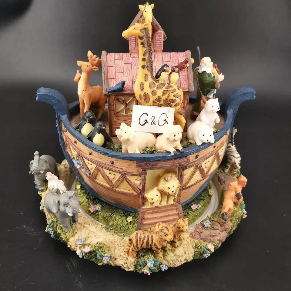 Resin 32 $29.25