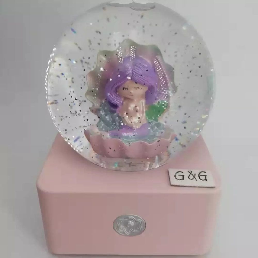Resin 35 $9.25