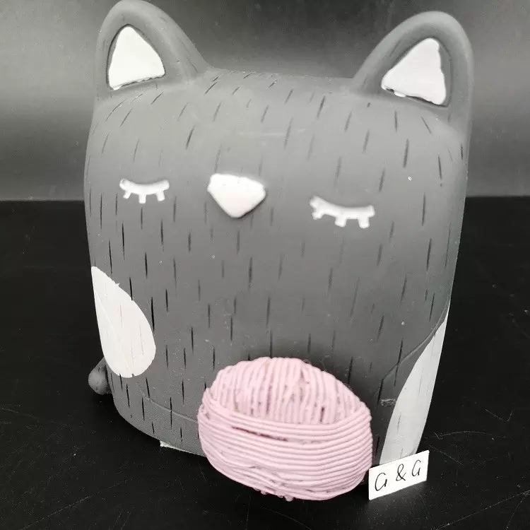 Resin 43 $2.92