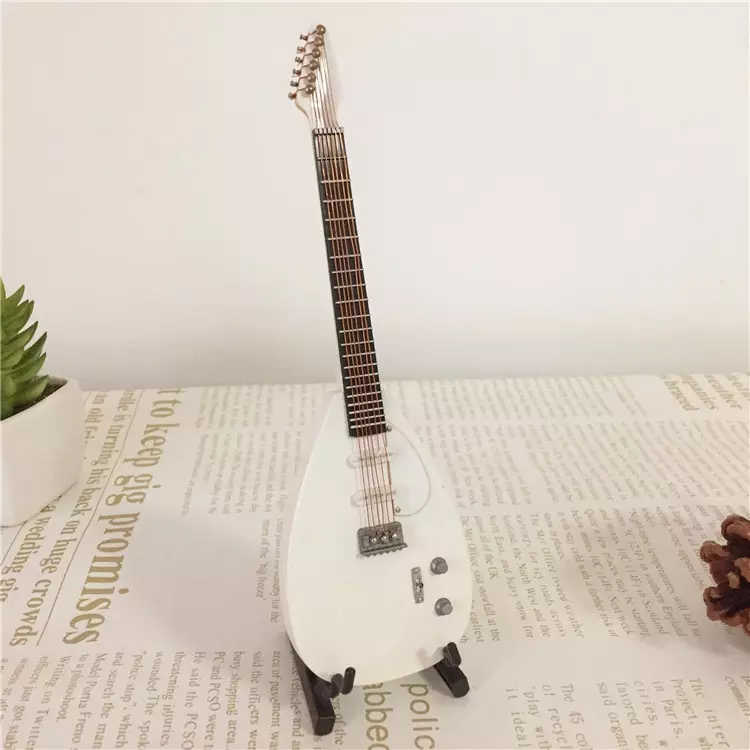 Musical Instrument Miniature $8.62